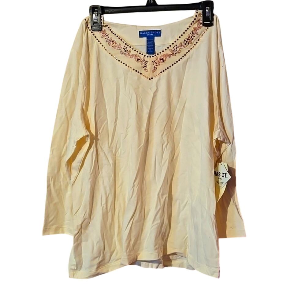 NWT Karen Scott XL Embroidered Cream/Off White V-Neck Top with Sequins [0089]